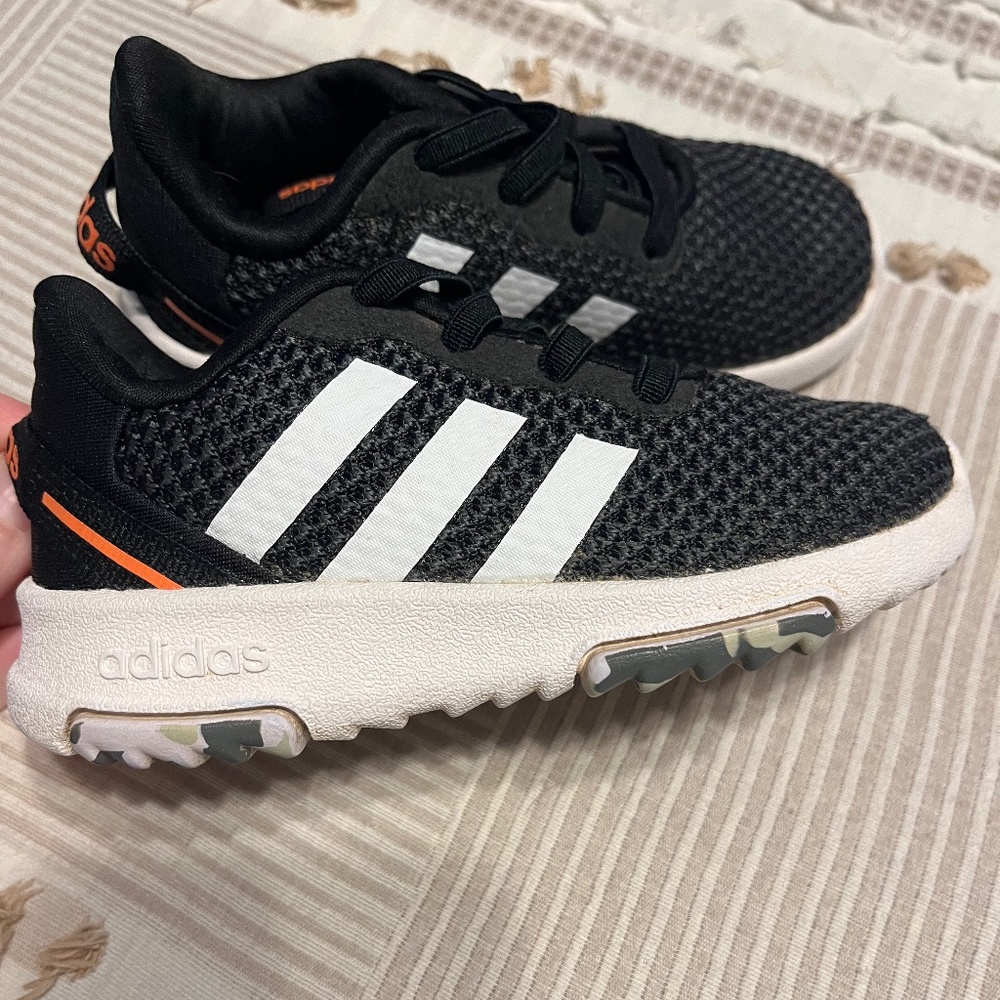 Toddler shoes